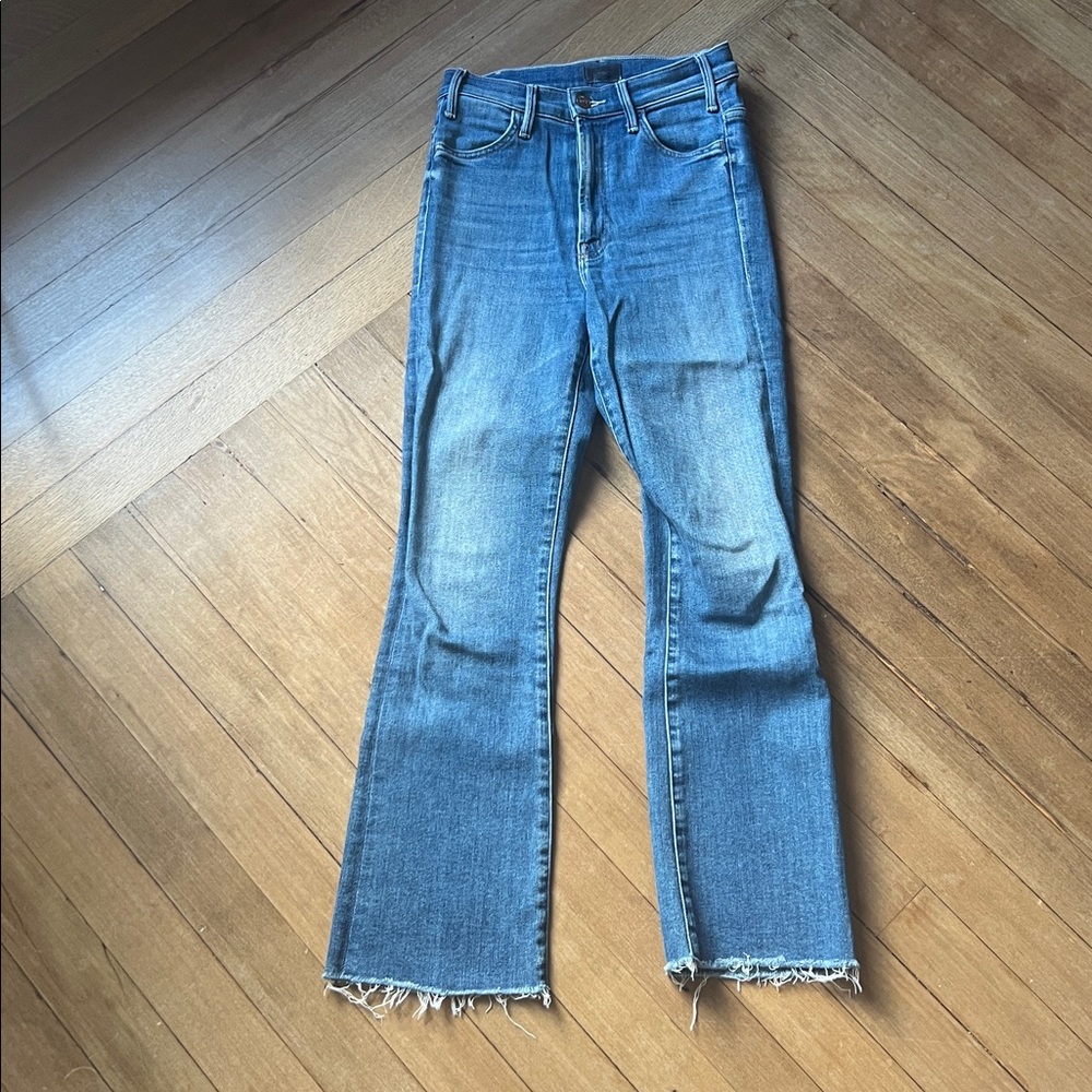 MOTHER DENIM Hustler Ankle Fray Satisfaction Guaranteed - Picture 3 of 7